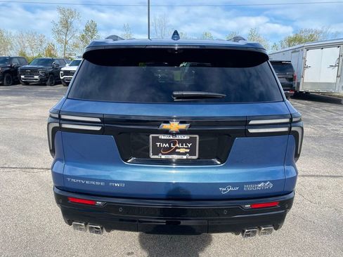 New 2026 Chevrolet Traverse High Country w/ LPO, Floor Liner Package AWD/4WD image 6