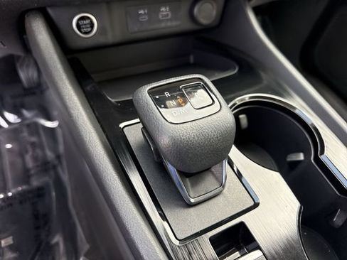 Used 2023 Nissan Rogue SV FWD image 20