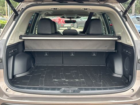 Certified 2023 Subaru Forester Limited image 6