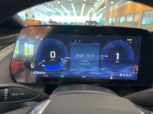 New 2026 Chevrolet Equinox EV LT image 16