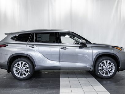 New 2026 Toyota Highlander Limited