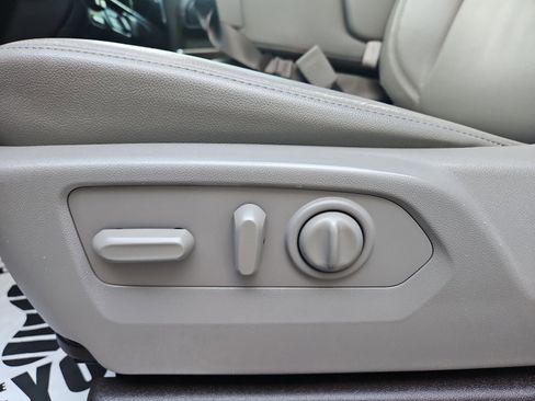 Used 2019 Chevrolet Silverado 1500 LT w/ All-Star Edition image 8