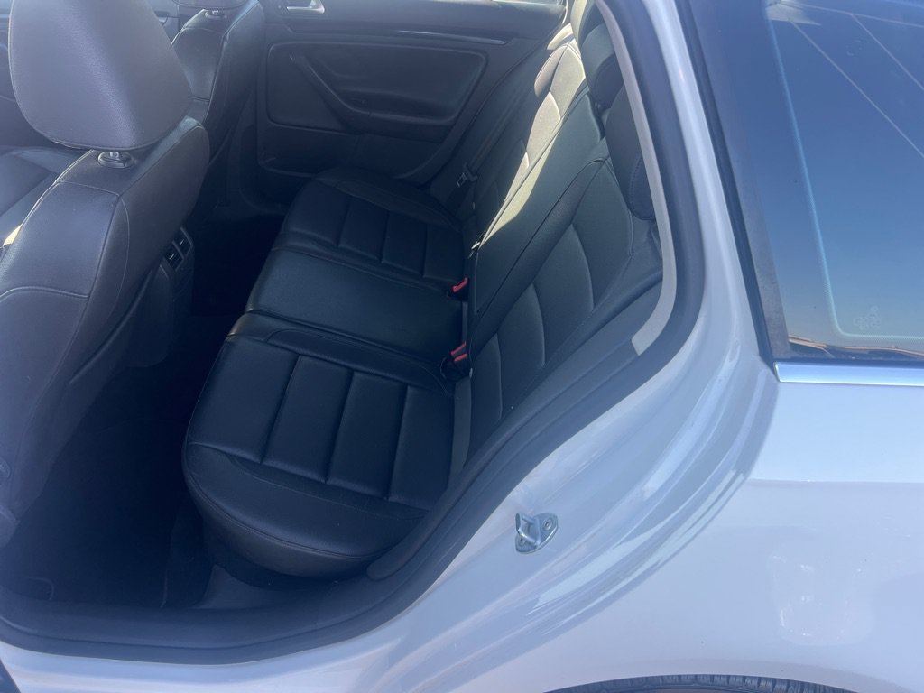 Used 2013 Volkswagen Jetta TDI FWD image 13
