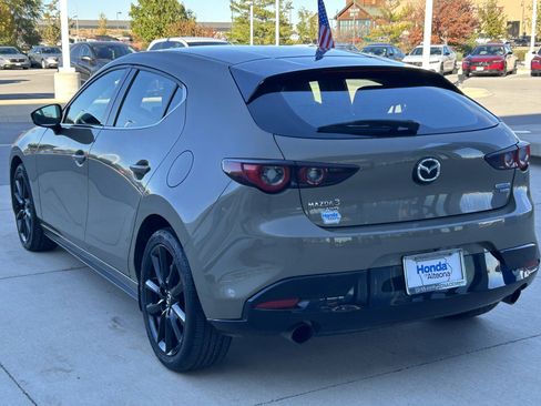 Used 2024 MAZDA MAZDA3 s image 3
