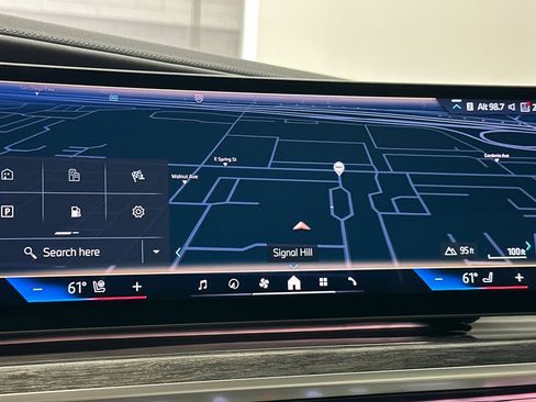 Used 2023 BMW 740i RWD image 18