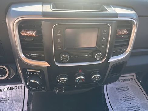 Used 2022 RAM 1500 Classic SLT w/ Trailer Tow Group AWD/4WD image 17