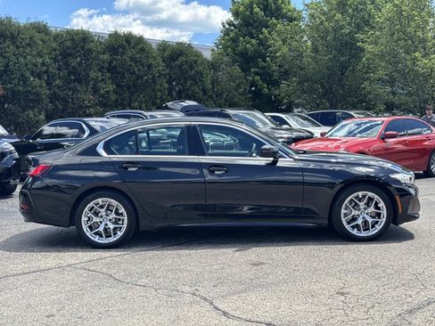 Certified 2025 BMW 330i xDrive Sedan w/ Premium Package AWD/4WD image 4