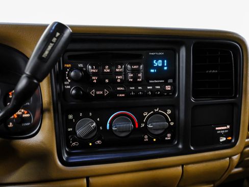 Used 1999 Chevrolet Silverado 1500 LS w/ Firm Ride Suspension Pkg RWD image 18