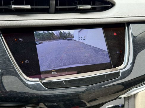 Certified 2022 Cadillac XT6 Premium Luxury AWD/4WD image 23