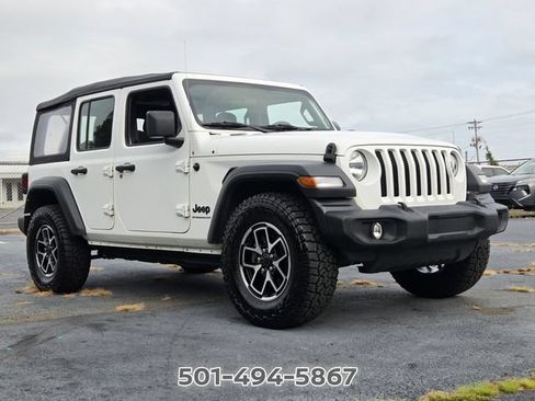 Used 2023 Jeep Wrangler Unlimited Sport AWD/4WD image 7