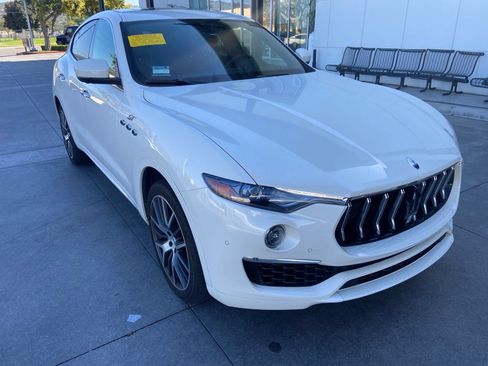 Used 2022 Maserati Levante GT AWD/4WD image 5