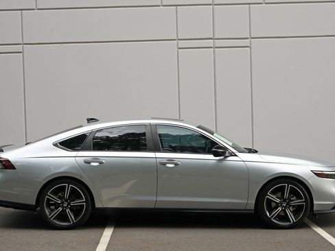 Used 2023 Honda Accord Sport image 50