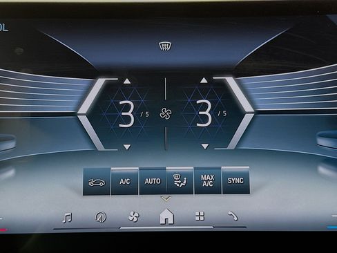 Used 2024 BMW X5 sDrive40i image 23