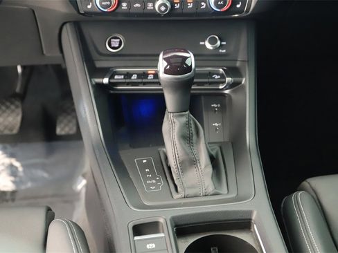 Certified 2024 Audi Q3 2.0T Premium Plus image 21