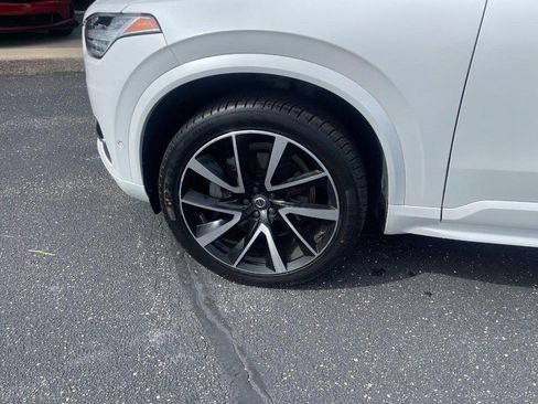 Used 2019 Volvo XC90 T6 Momentum w/ Advanced Package AWD/4WD image 6