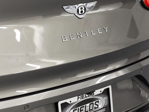 Used 2021 Bentley Bentayga image 8