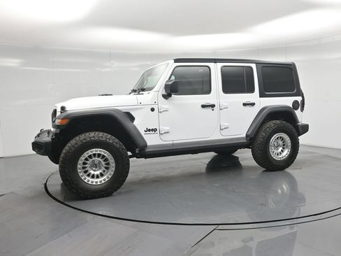 Used 2026 Jeep Wrangler Unlimited Sport AWD/4WD image 26