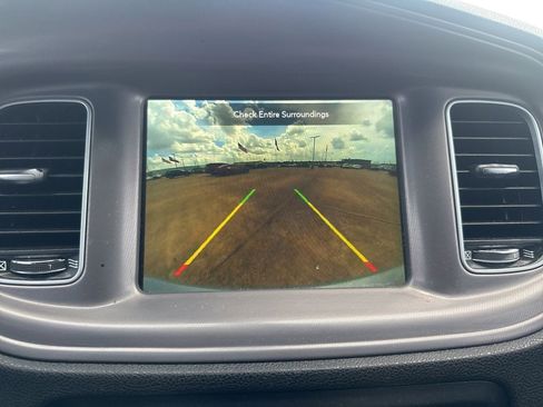 Used 2023 Dodge Charger SXT RWD image 39