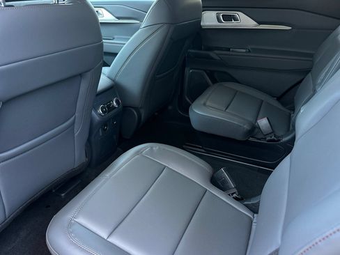 New 2026 Ford Explorer Active w/ Active Comfort Package RWD image 11