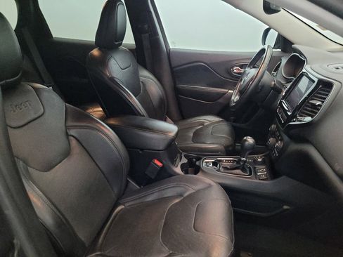 Used 2019 Jeep Cherokee Limited AWD/4WD image 21