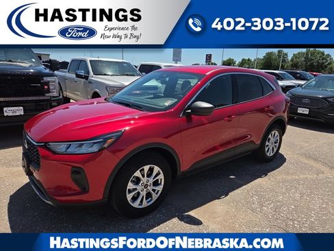 Used 2023 Ford Escape Active AWD/4WD image 1