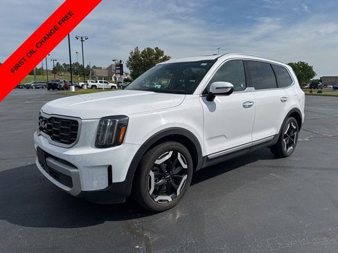 Used 2025 Kia Telluride S image 1