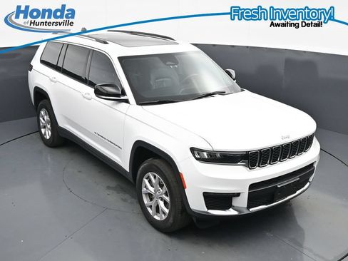 Used 2022 Jeep Grand Cherokee L Limited AWD/4WD image 14