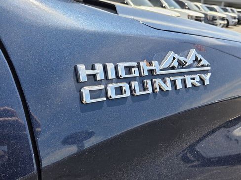 Used 2022 Chevrolet Silverado 1500 High Country image 14