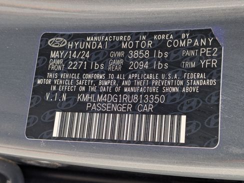 Certified 2024 Hyundai Elantra SEL FWD image 36