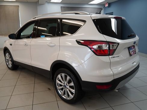 Used 2017 Ford Escape Titanium image 11