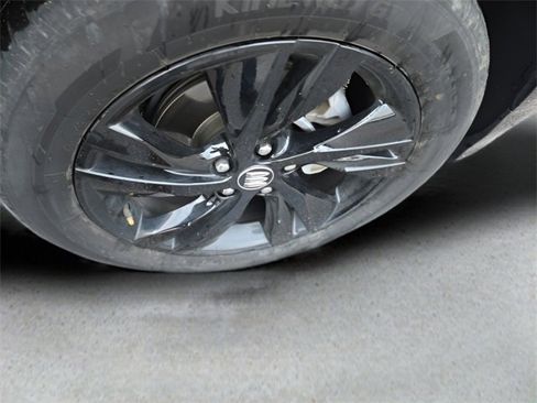 Used 2024 Buick Encore GX Sport Touring w/ Comfort Package image 33