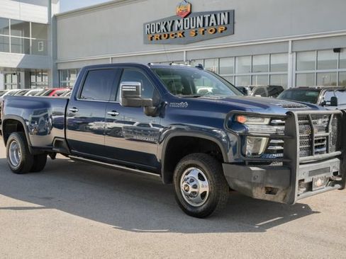 Used 2022 Chevrolet Silverado 3500 High Country AWD/4WD image 3