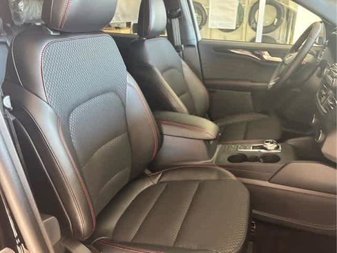 New 2025 Ford Escape ST-Line w/ Cold Weather Package image 23