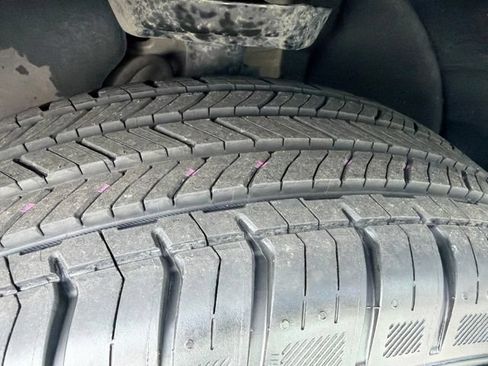 Used 2025 GMC Terrain Elevation FWD image 26
