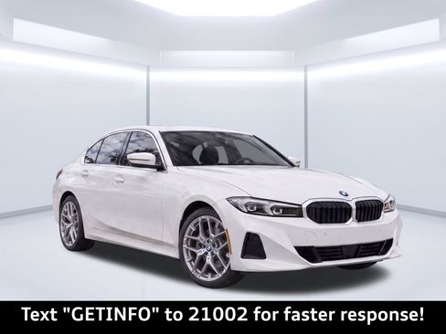 Used 2026 BMW 330i Sedan RWD image 2