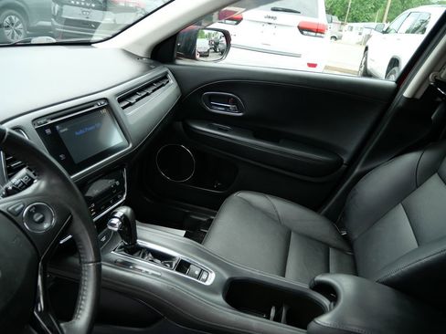 Used 2017 Honda HR-V EX-L image 13