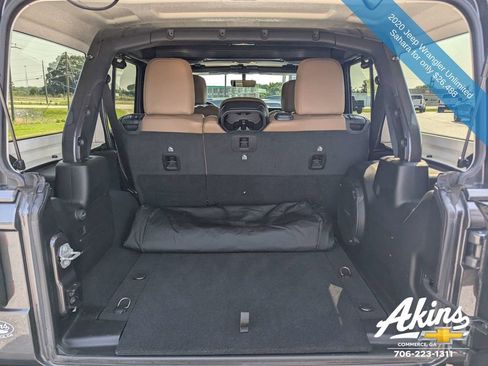 Used 2020 Jeep Wrangler Unlimited Sahara AWD/4WD image 13