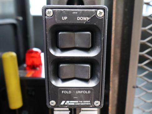 Used 2012 Ford E-350 and Econoline 350 Extended Super Duty w/ PWR Group RWD image 27