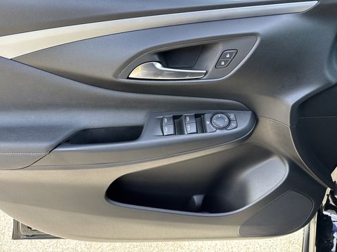 Used 2025 Buick Envista Preferred w/ Convenience I Package image 14