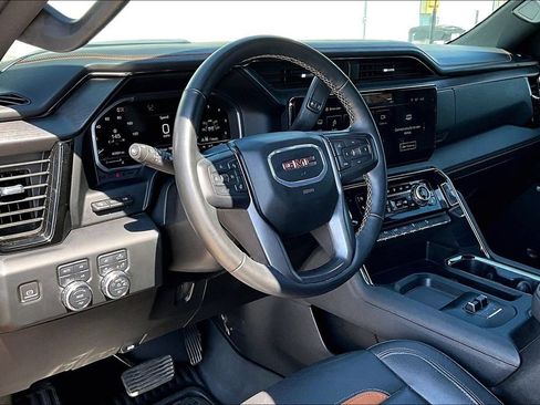 Used 2024 GMC Sierra 3500 AT4 w/ AT4 Premium Plus Package AWD/4WD image 16