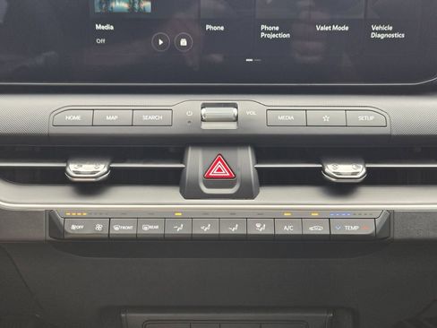 New 2026 Kia K4 FWD image 16