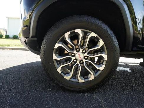 Used 2023 GMC Canyon Denali AWD/4WD image 34