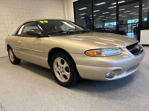Used 1998 Chrysler Sebring JXI FWD image 9