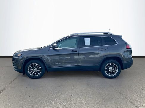 Certified 2020 Jeep Cherokee Latitude Plus w/ Comfort/Convenience Group image 4
