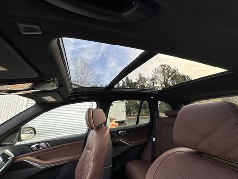 New 2026 BMW X5 xDrive40i w/ Premium Package image 24