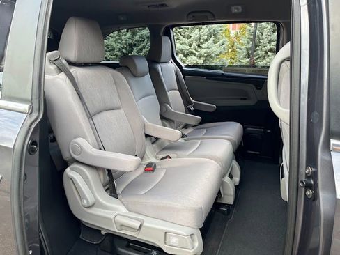 Used 2019 Honda Odyssey EX image 38