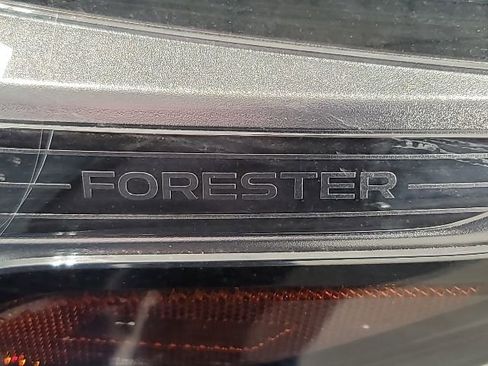 Used 2023 Subaru Forester Touring w/ Popular Package #2 AWD/4WD image 15