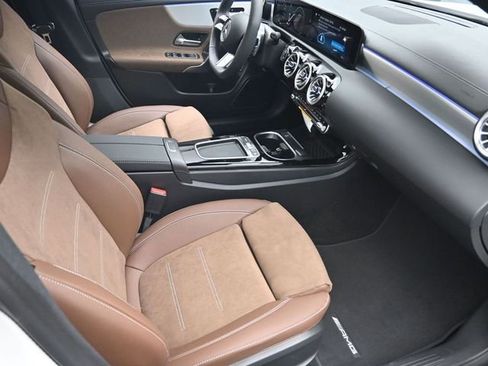 New 2025 Mercedes-Benz CLA 250 image 28