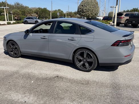 Used 2023 Honda Accord Sport image 23