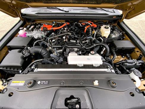 Used 2026 Toyota Land Cruiser w/ Premium Package AWD/4WD image 32